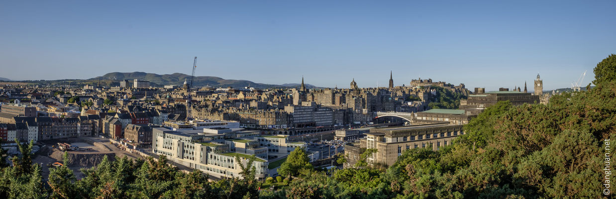 Panorama de Old Town (Sud) depuis calton hill