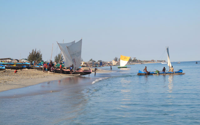 forment un peuple de Madagascar qui occupait autrefois ...