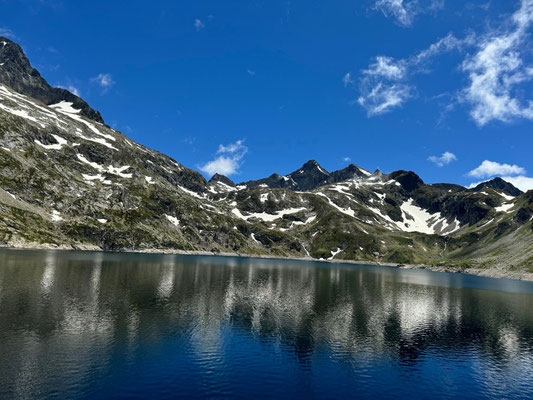 フランス　新婚旅行　ピレネー山脈