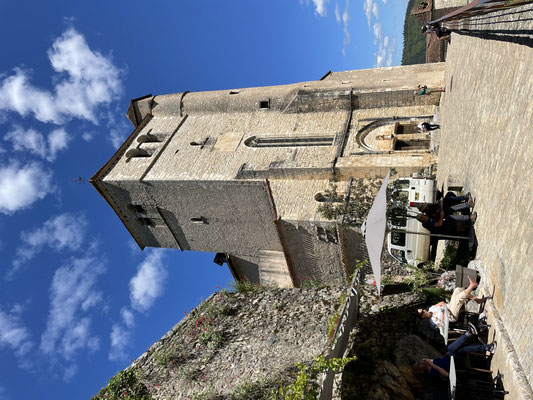 オクシタニー地方　フランス政府公認日本人添乗員ガイド　フランスの最も美しい村　サン・シルラ・ポピー