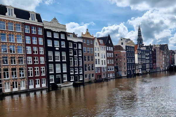 Amsterdam mit 165 Grachten
