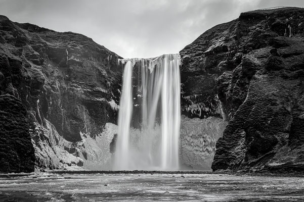Island, Skogafoss