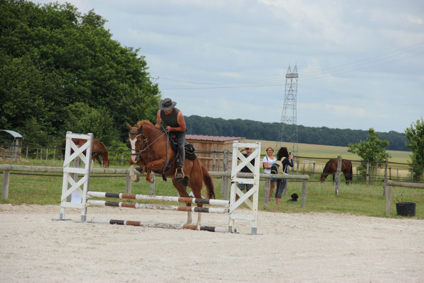 S'initier au saut d'obstacles, les Rouillons, Sens