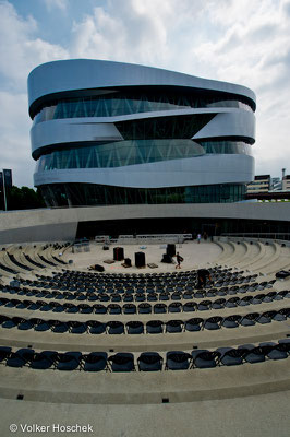 Open-Air-Kino im Mercedes-Benz-Museum