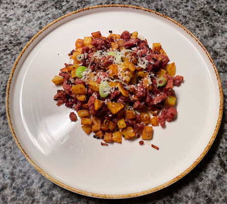 Bauernpfanne - Kartoffeln mit Zwiebeln und Speck