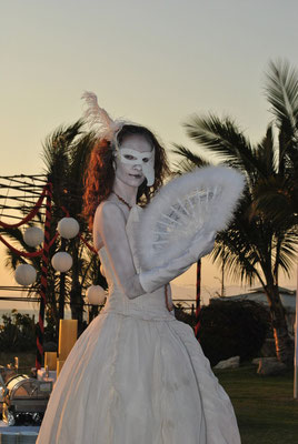 performance en punta mita www.zevievents.com