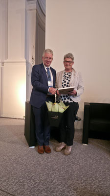 Ute Stern mit Prof. Dr. med. Gernot Marx, DGTelemed-Vorstandsvorsitzender, Foto: DGTelemed