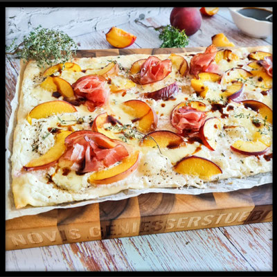 Fruchtiger Flammkuchen