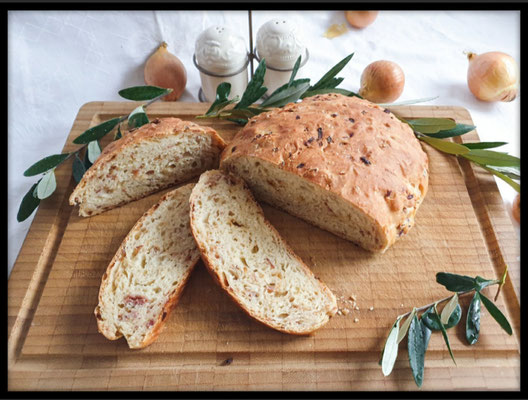 Zwiebeliges Schinken-Dinkelbrot