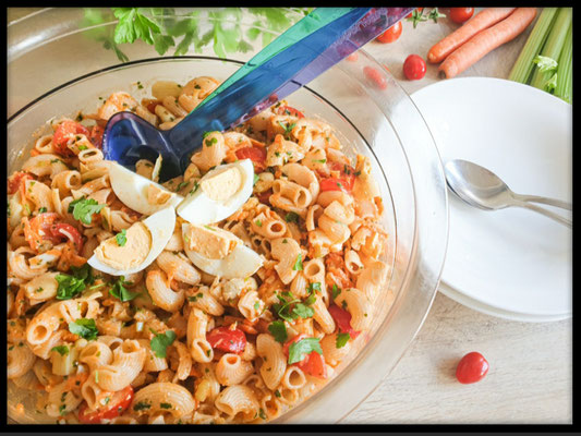 Nudelsalat mediterran