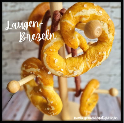 Frische Laugenbrezeln