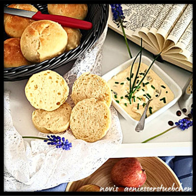 Schnelle Quark-Brötchen ohne Hefe