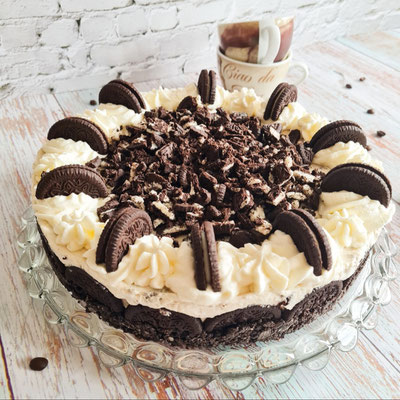 Doppeldecker-Keks-Torte