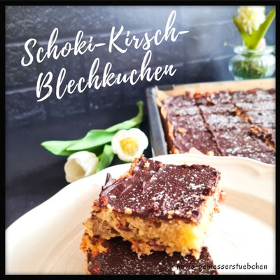 Stracciatella-Kuchen mit Kirschen