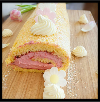 Fruchtige Bisquitrolle