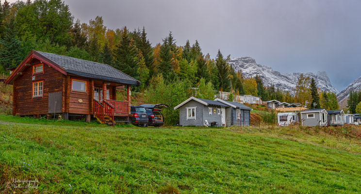 mietbare Hütten im Altafjord-Camping