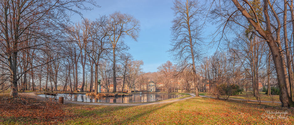Englischer Teich mit Englischem Pavillon