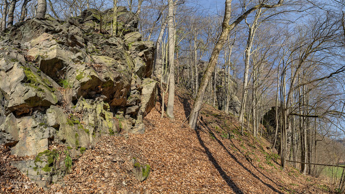 Felsen im Müglitztal bei Schlottwitz