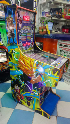 maquina pimball 6 bolas tricolor  y pikachu, picachu, pickachu