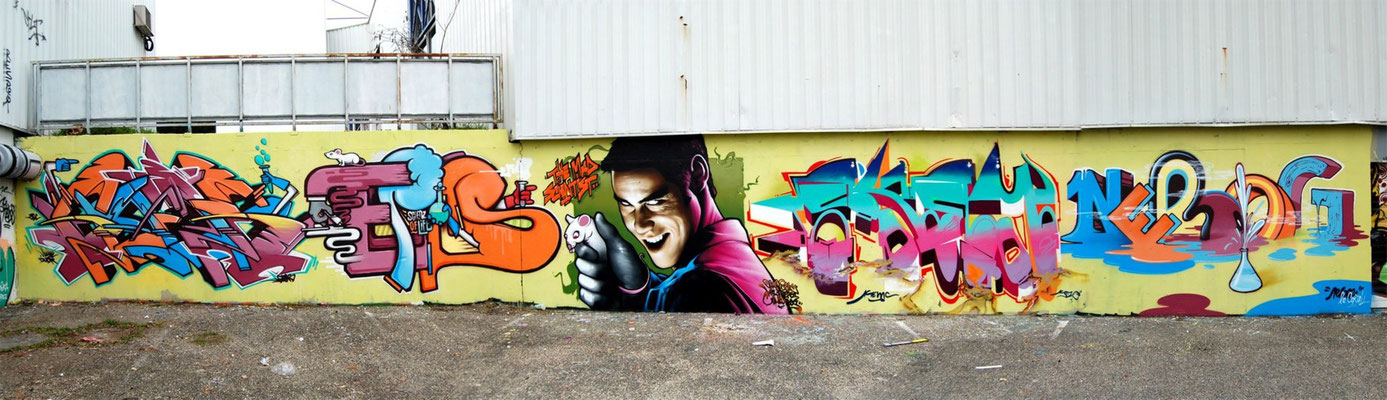 The Mad Scientist - GAMER X EPIS X JEAN ROOBLE X NERONE X KEMS - Spraypaint on wall - Mérignac, 2013