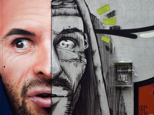 Mr Landry & Dr Nar (detail) - JEAN ROOBLE - Spraypaint on wall (4 x 11 m) - Festival Label Valette - Pressigny-Les-Pins (2018)