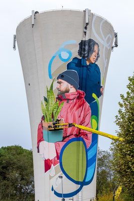 DROP (WIP) - Acrylic paint and spraypaint on water tower - 38 x 16 m - Mont de Marsan (2023)