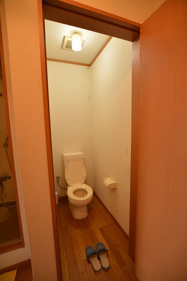 6畳個室(2F)のトイレです。
