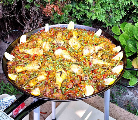 Paella nur mit Fleisch