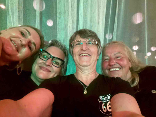 Priska, Susanne, Karin und Annemarie