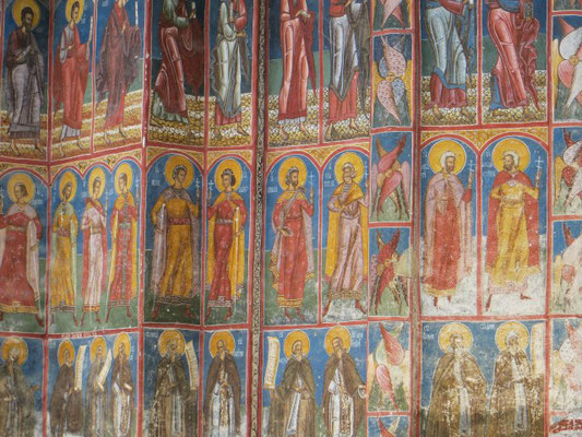 Detailansicht an der Klosterkirche Moldovita: 7 Register