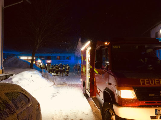 Einsatz Wohnungsbrand in Wiggensbach - Kleidung auf Nachtspeicherofen Feuer gefangen