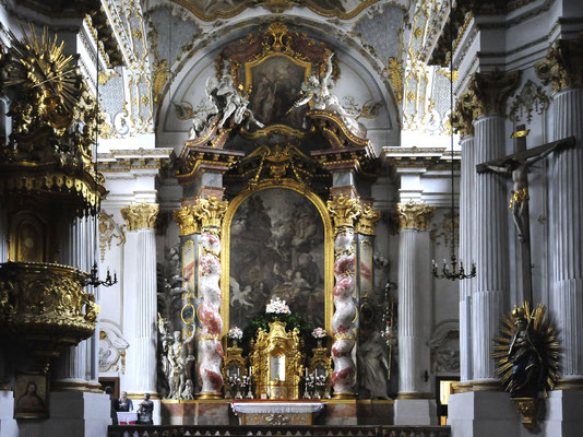 Damenstift©as.jpg