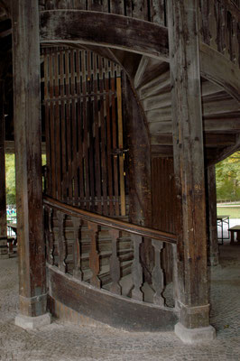 Aufgang Chinesischer Turm©foto5 hn
