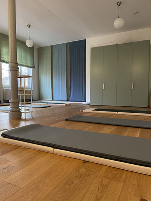Raum für Pilates Matten Kurse