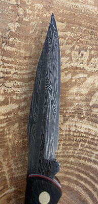 Damastklappmesser aus der Telchinen-Schmiede