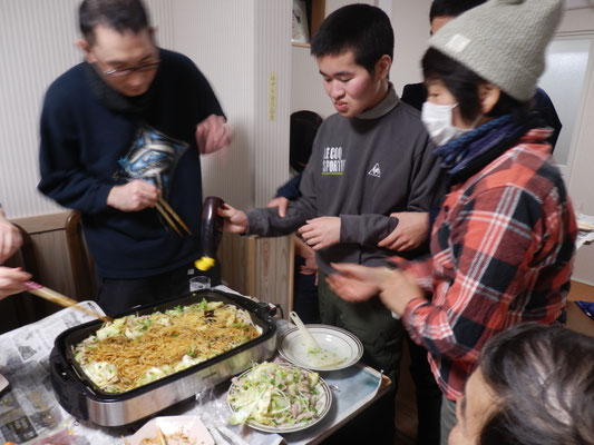 作って食べよう会（たこ焼き・焼きそば）2017/1/22