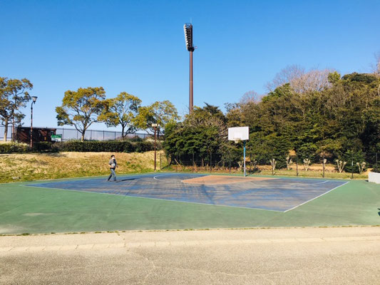 半田運動公園＿バスケットコート＿003