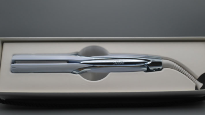 ReFa STRAIGHT IRON PRO