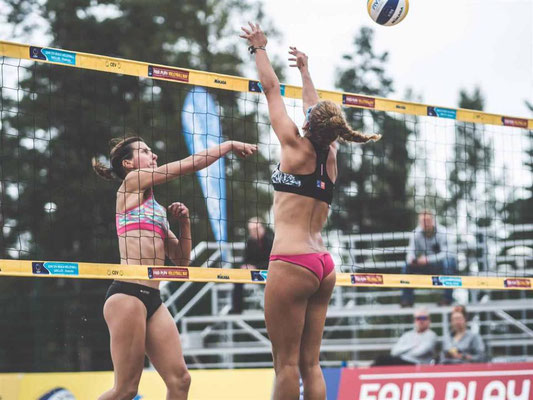 Mel Coutts & Lynne Beattie Beach Volleyball Scotland UK Commonwealth Games Gold Coast 2018