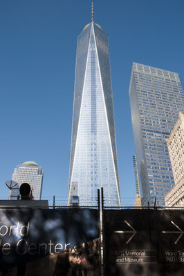 One World Trade Center (hinter Bauzaun)