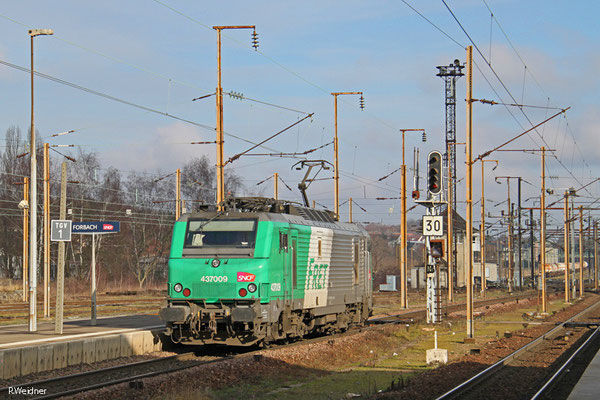 SNCF FRET BB37009 in Forbach/F am 18.01.15