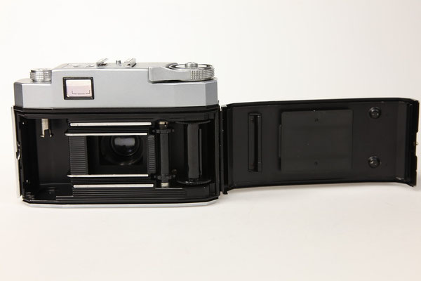 ZEISS Ikon Contina Ic  ©  engel-art.ch