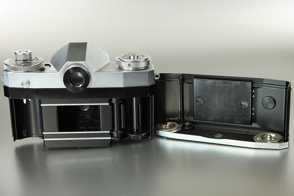 ZEISS Ikon Contaflex II/2  ©  engel-art.ch