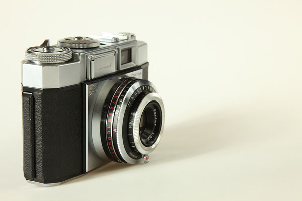 ZEISS Ikon Contina-matic III  ©  engel-art.ch