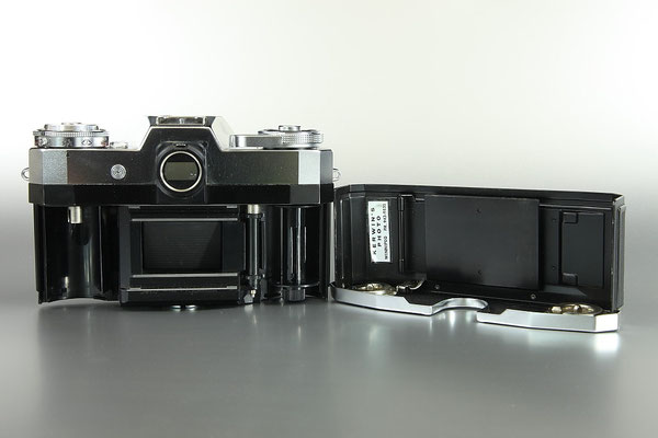 ZEISS Ikon Contaflex Super BC  ©  engel-art.ch
