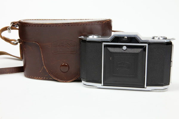 ZEISS Ikon Ikonta 522/24  ©  engel-art.ch