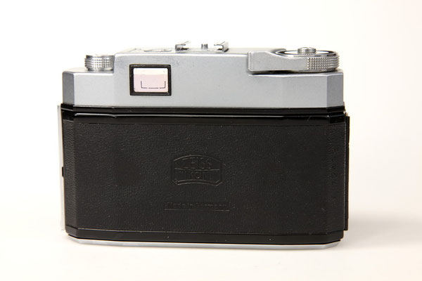 ZEISS Ikon Contina Ic  ©  engel-art.ch