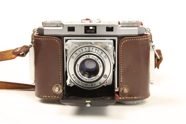 ZEISS Ikon Contina II 524/24  ©  engel-art.ch