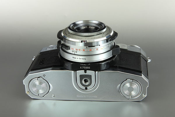 ZEISS Ikon Contaflex Super BC  ©  engel-art.ch