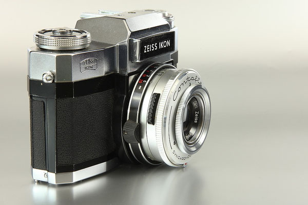 ZEISS Ikon Contaflex Super Neu  ©  engel-art.ch